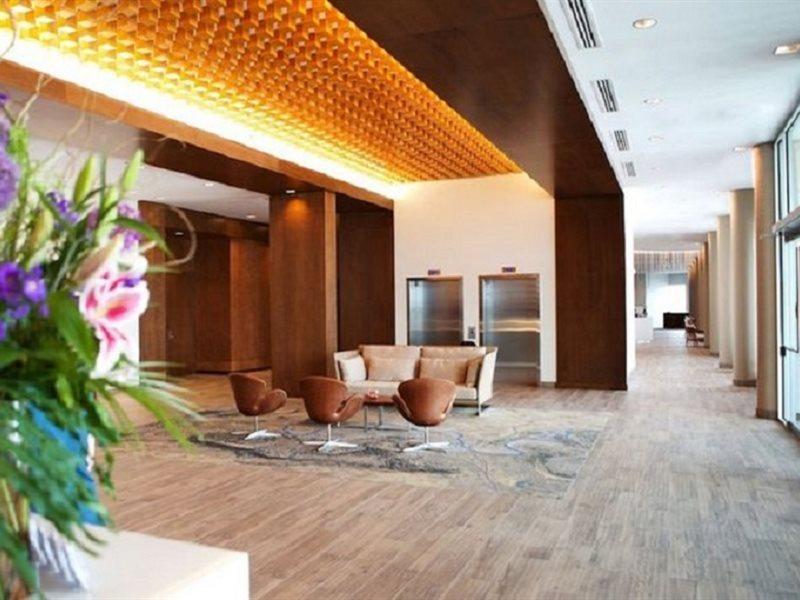 Grey Eagle Resort Калґарі Екстер'єр фото