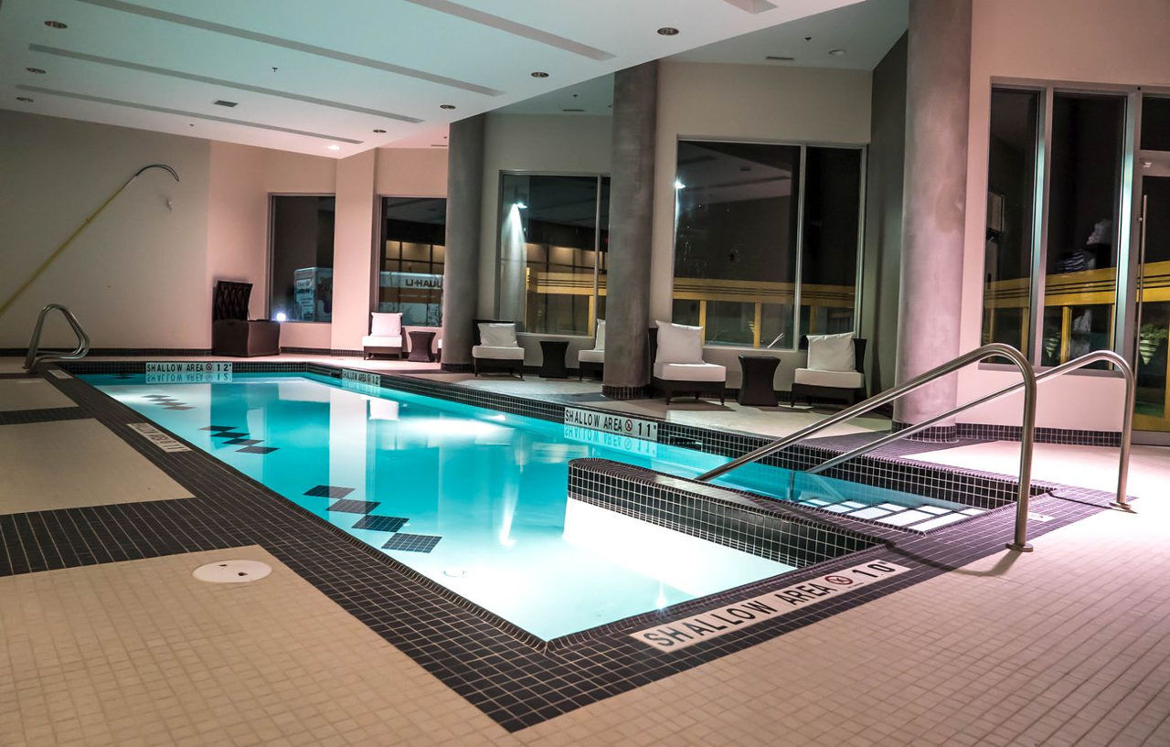 Grey Eagle Resort Калґарі Екстер'єр фото